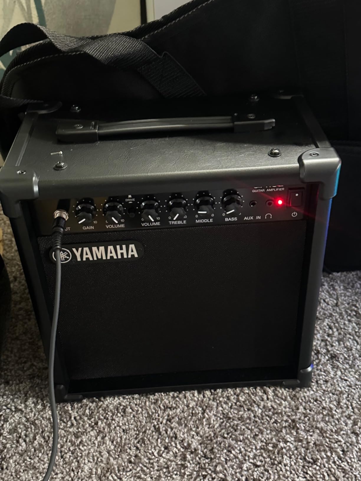 Yamaha GigMaker EG Electric Guitar Pack with Amplifier, Gig Bag, Tuner, Cable, Strap and Picks - Black | Includes Amplifier, Gig Bag, Tuner, Cable, Strap and Picks customer photo 2