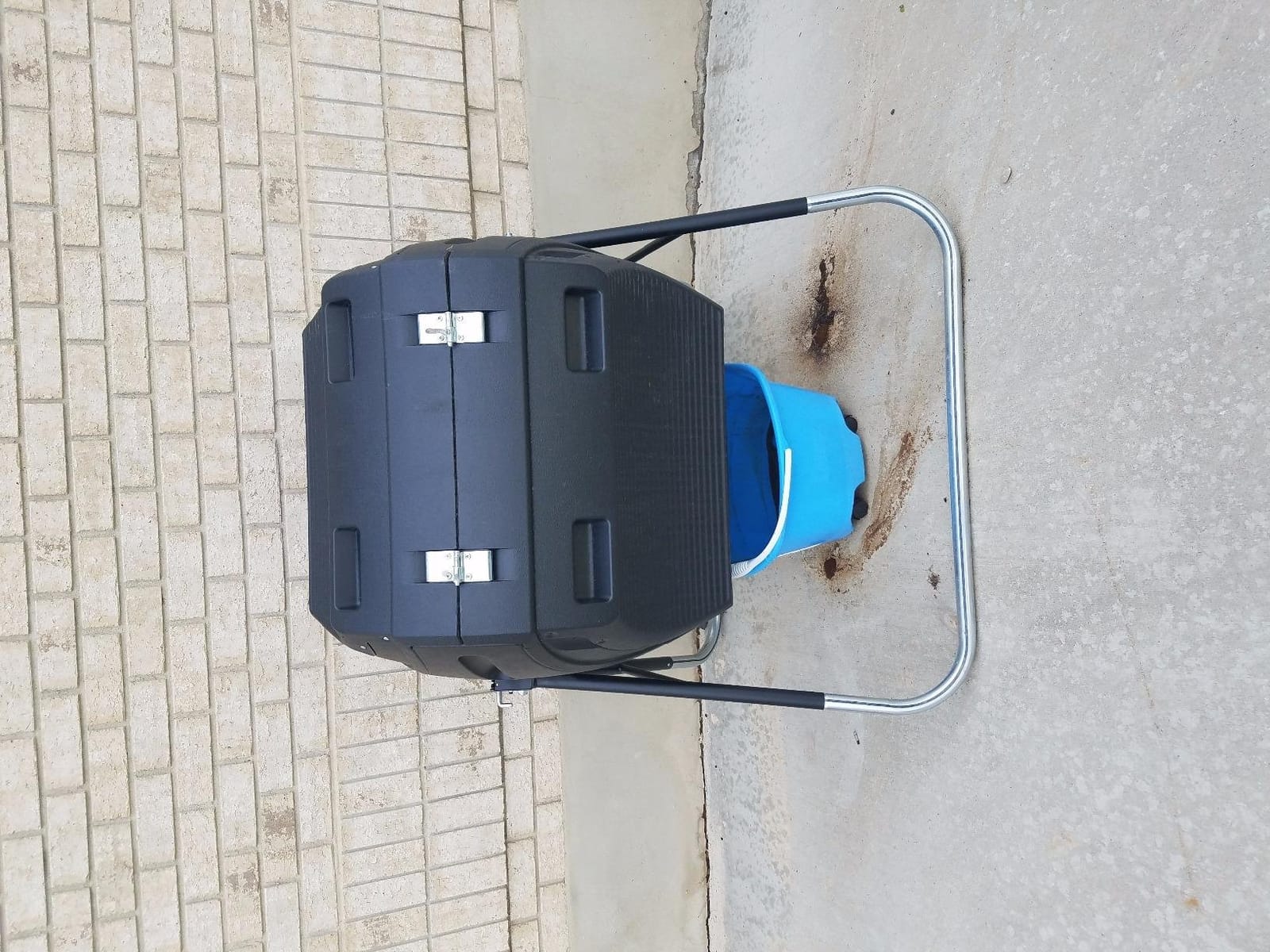 Lifetime 60058 Compost Tumbler, Black, 80-Gallon customer photo 1