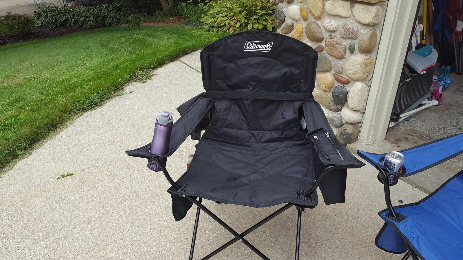 Coleman Portable Camping Chair with 4-Can Cooler, Cushioned Seat & Back with Side Pockets & Cup Holder, Carry Bag Included customer photo 2