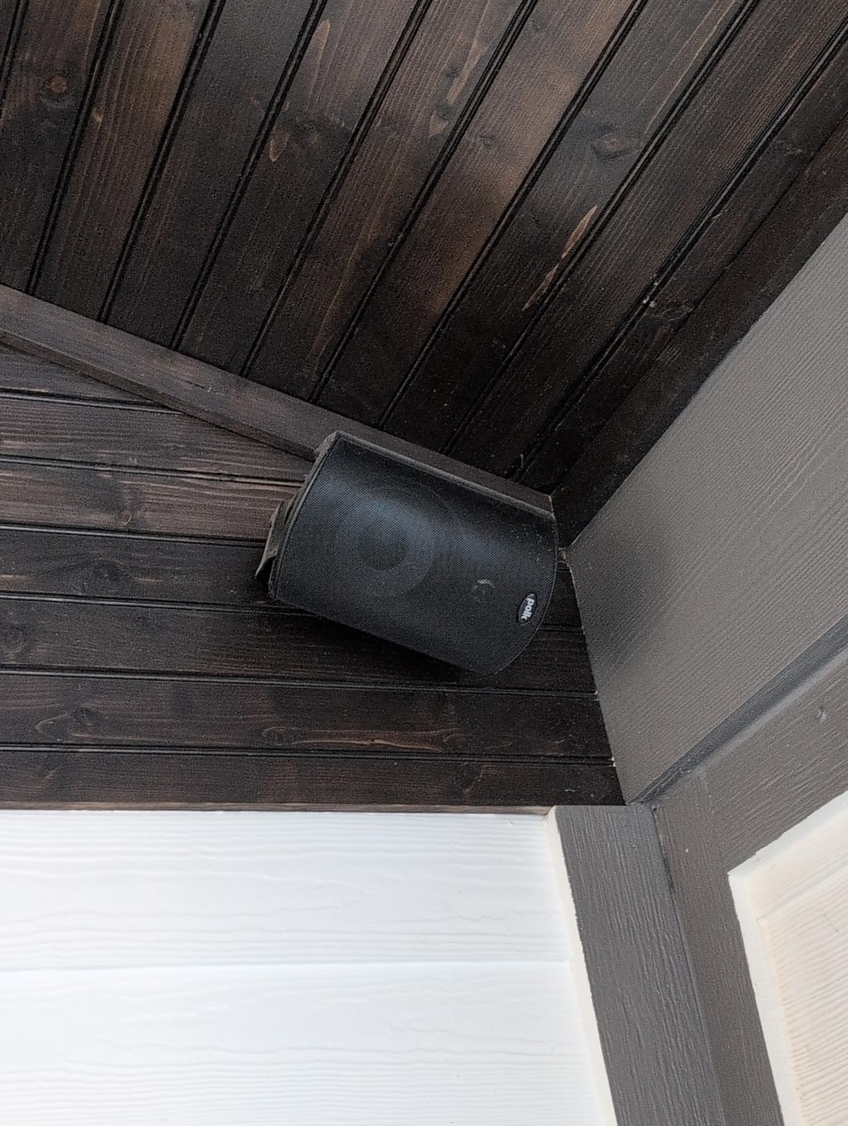 Polk Audio Atrium 4 Weatherproof Outdoor Speakers with Powerful Bass (Pair, Black), All-Weather Durability, Broad Sound Coverage, Speed-Lock Mounting System customer photo 1