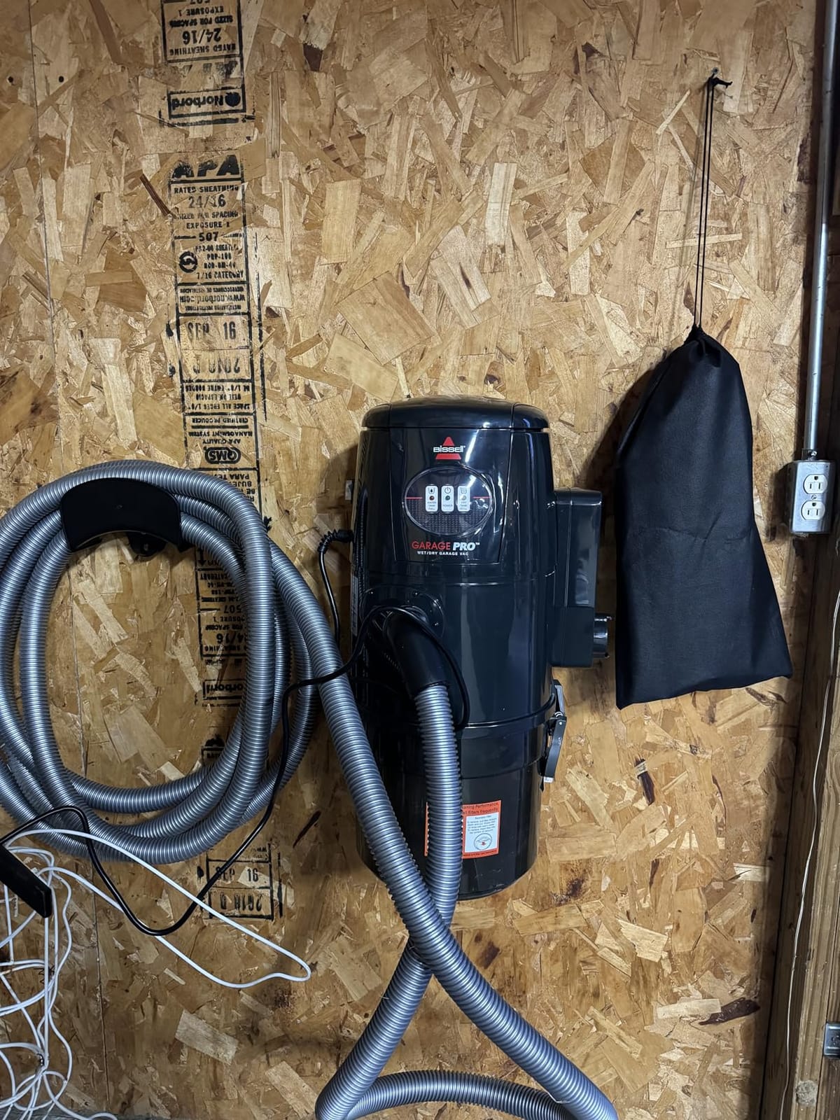 Bissell Garage Pro Wall-Mounted Wet Dry Vacuum/Blower, 18P03 | Auto tool kit included; wall-mount saves floor space; wet/dry blower for garage & vehicle detailing customer photo 1