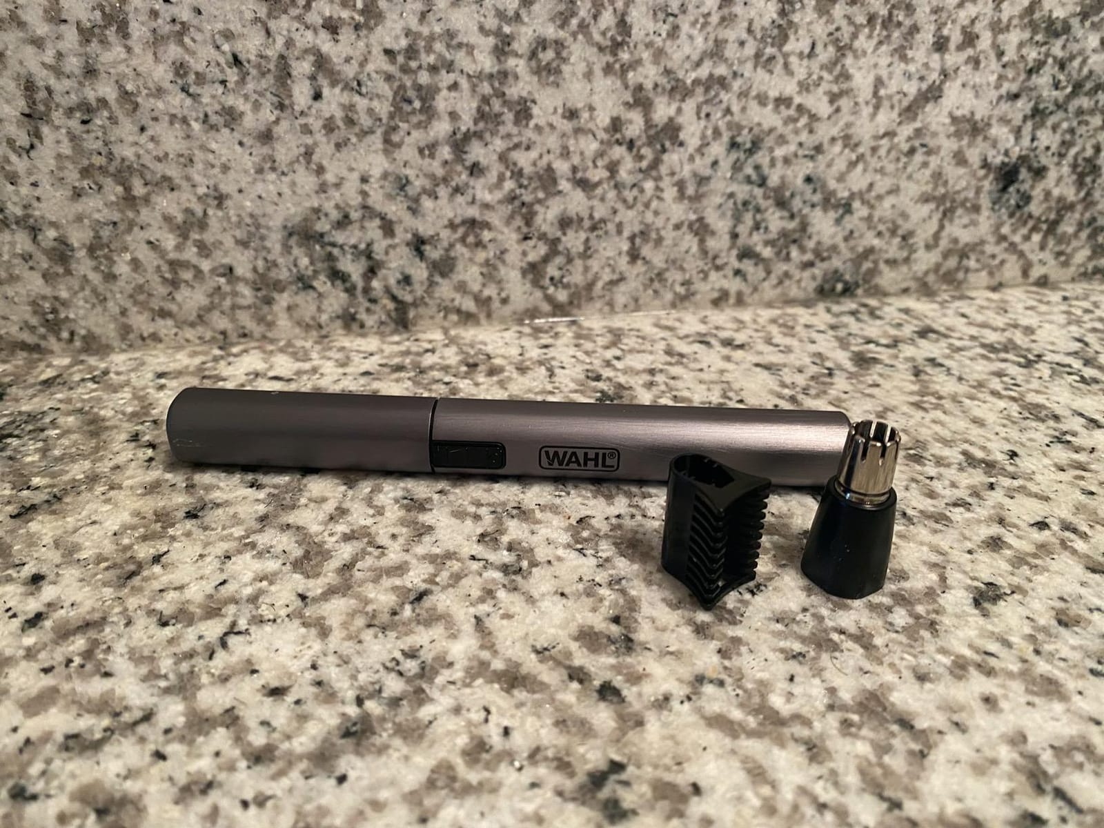 Wahl Micro Groomsman Battery Personal Trimmer for Eyebrows, Nose & Ear | Compact Quick Touch-Up Hair Trimmer For Eyebrows, Neckline, Nose, And Ear Hair With Rinseable Heads - Model 5640-600 customer photo 1