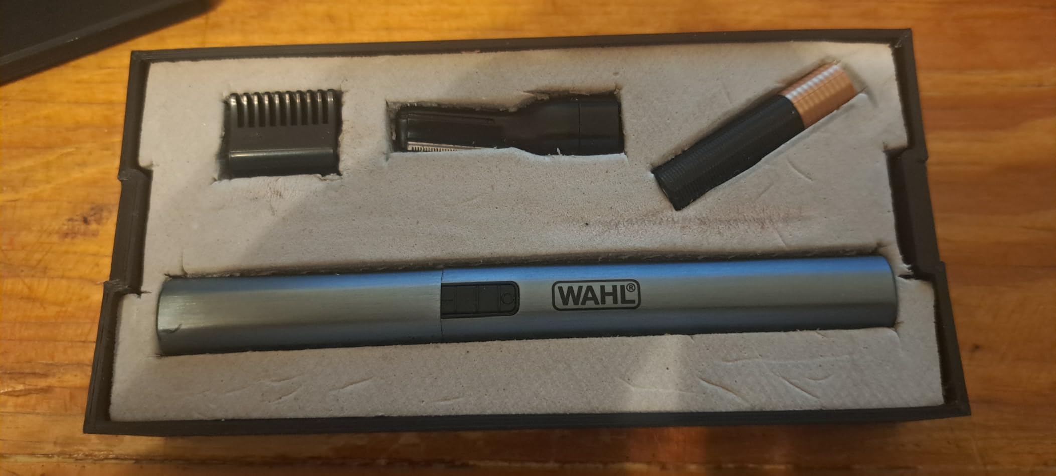 Wahl Micro Groomsman Battery Personal Trimmer for Eyebrows, Nose & Ear | Compact Quick Touch-Up Hair Trimmer For Eyebrows, Neckline, Nose, And Ear Hair With Rinseable Heads - Model 5640-600 customer photo 2