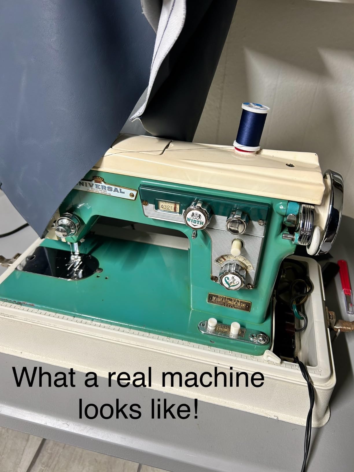 SINGER 4423 High Speed Heavy Duty Sewing Machine with 23 Stitches customer photo 2
