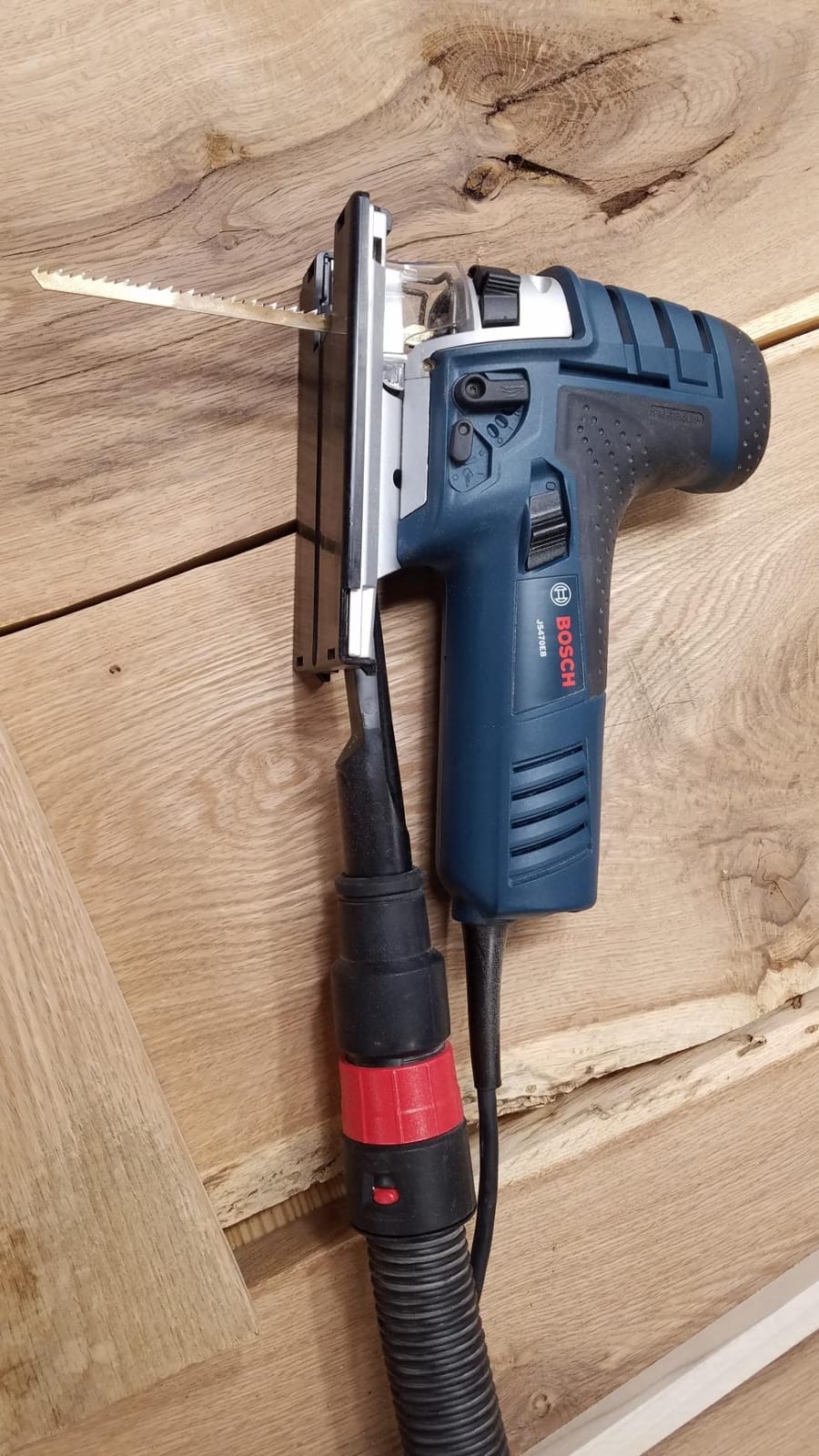 BOSCH JS470EB Corded Barrel-Grip Jig Saw - 120V Low Vibration, 7 Amp Variable Speed for Smooth Cutting up to Up To 5-7/8 Inch on Wood, 3/8 Inch on Steel For Countertops customer photo 1