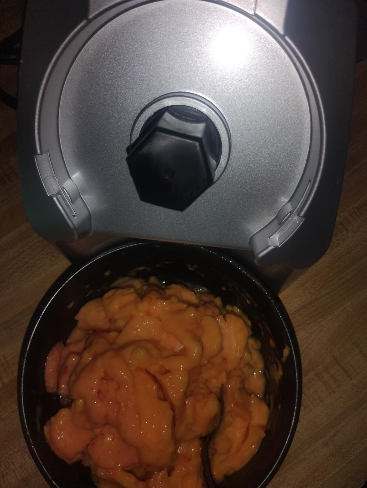 Yonanas Classic Frozen Fruit Soft Serve Maker for Healthy Vegan and Dairy-Free Treats, 200W Silver Machine with 36 Recipes, BPA Free, Easy to Clean, Quick and Simple to Use customer photo 1