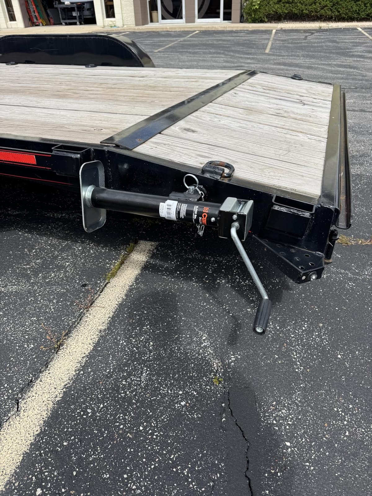 CURT 28354 Weld-On Pipe-Mount Swivel Trailer Jack, 5,000 lbs., 10 Inches Vertical Travel customer photo 2