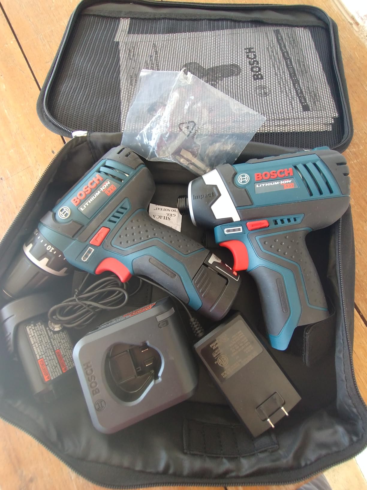 BOSCH 12V Max Cordless 2-Tool Combo Kit with Drill/Driver and Impact Driver (CLPK22-120) customer photo 1