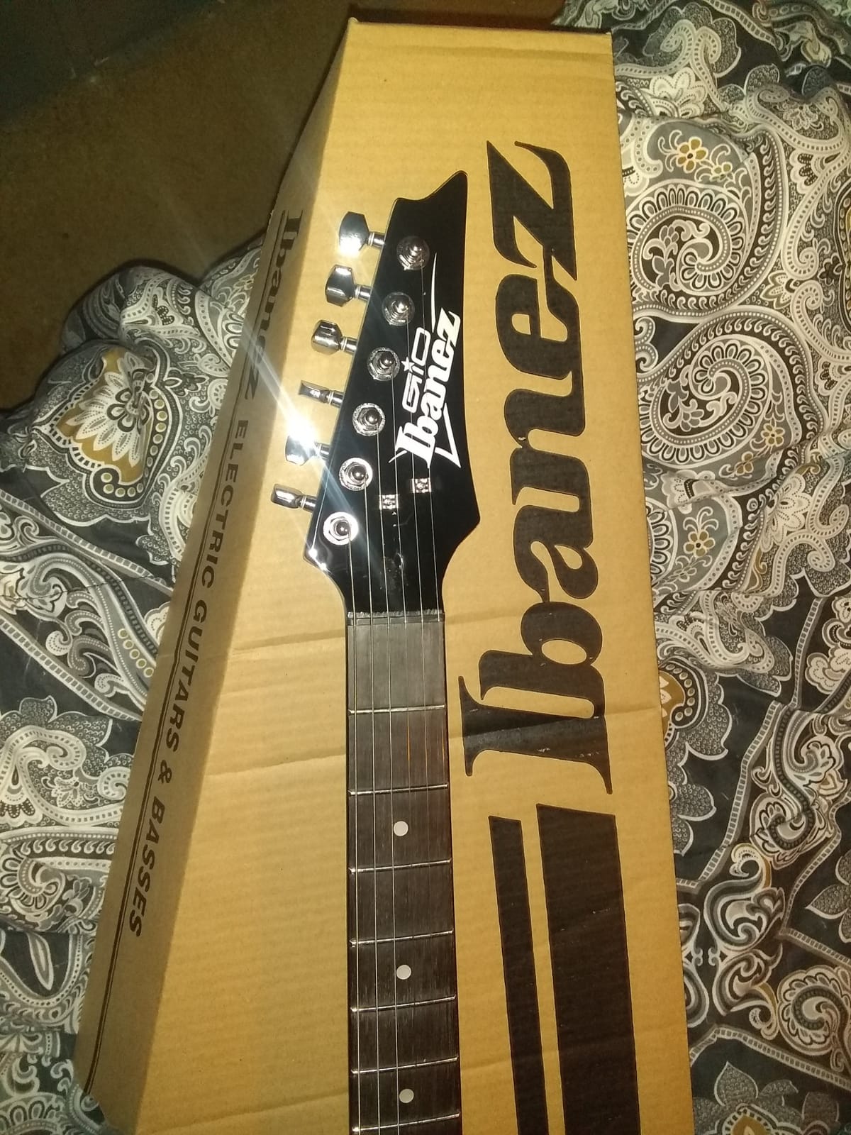 Ibanez GIO Series GRX70QA - Transparent Red Burst | Poplar body with maple neck and floating tremolo for rock, blues and jazz customer photo 2