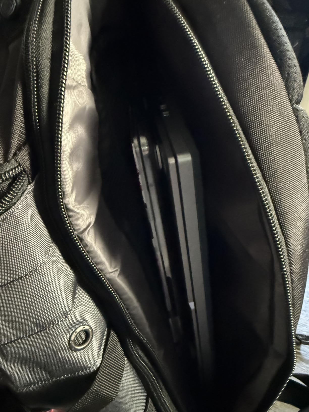 SWISSGEAR 1900 ScanSmart Laptop Backpack, Fits Most 17-Inch Laptops, TSA-Friendly Lay-Flat Design, RFID Protection, and Tablet Pocket, Black, 31L customer photo 1