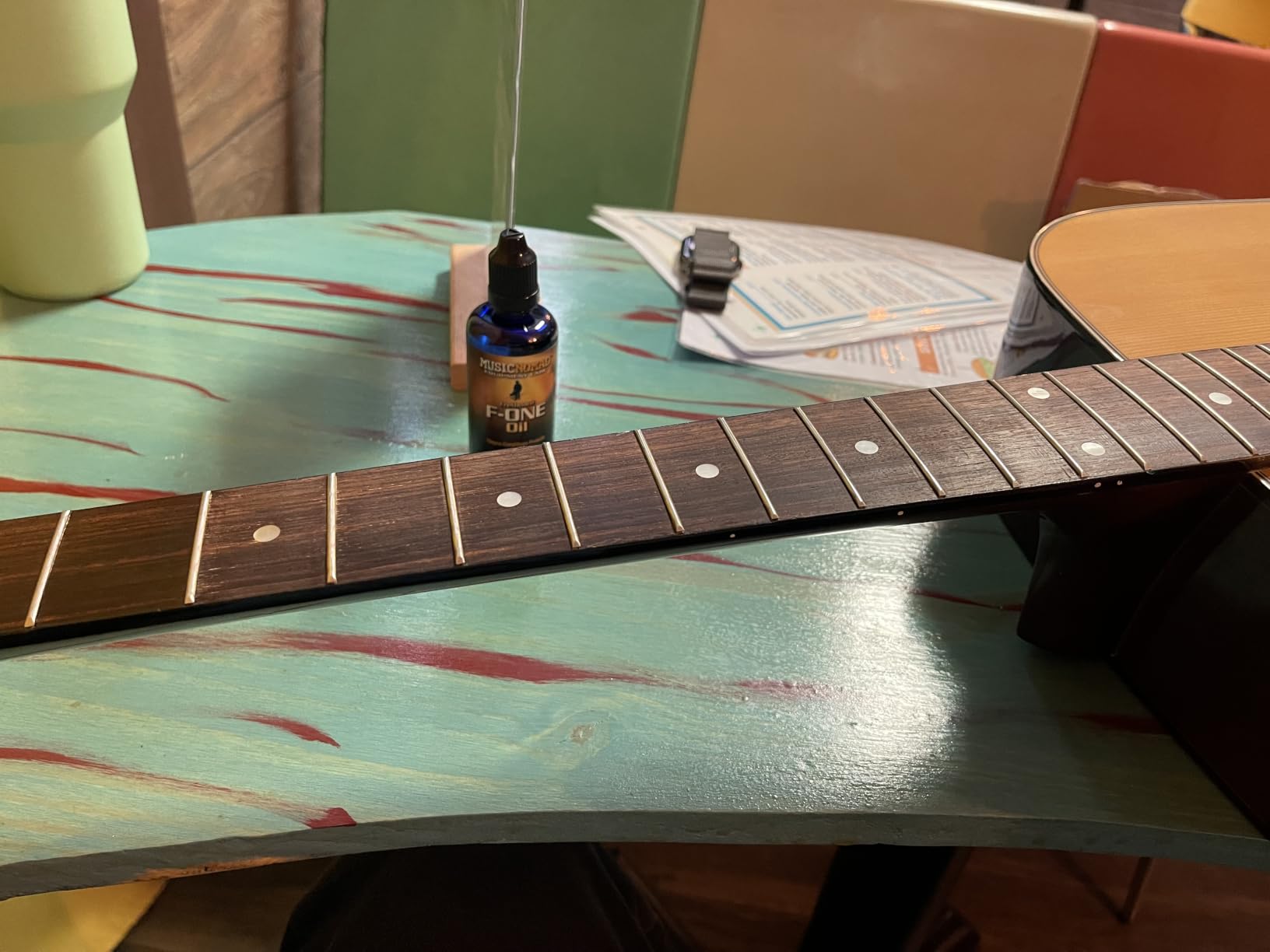 MusicNomad F-ONE Fretboard Oil Cleaner & Conditioner 2 oz (MN105) customer photo 2