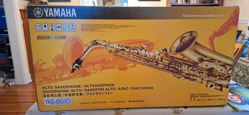 YAS-480 Intermediate Eb Alto Saxophone, Gold Finish customer photo 2
