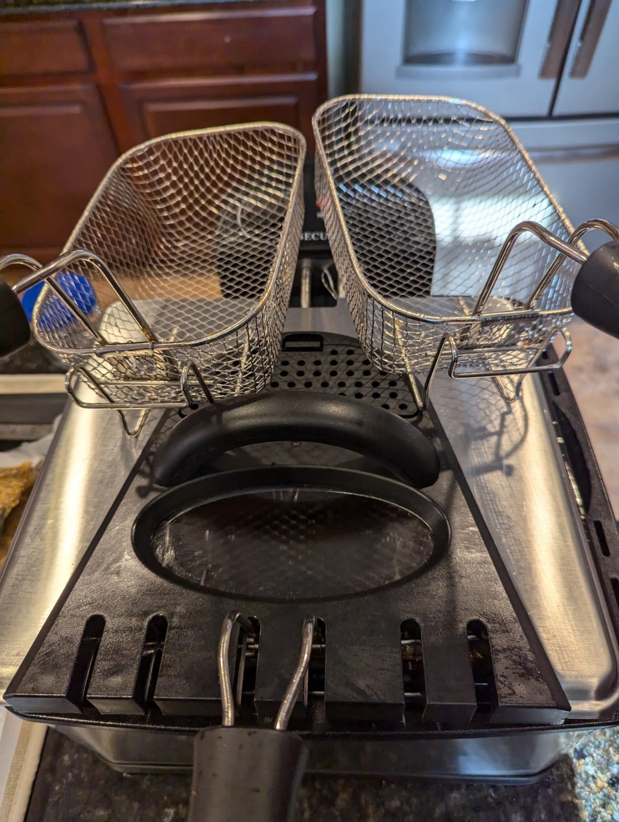 Secura 4 Liters / 17-Cup Stainless-Steel 1700-Watt Electric Deep Fryer with Timer customer photo 1