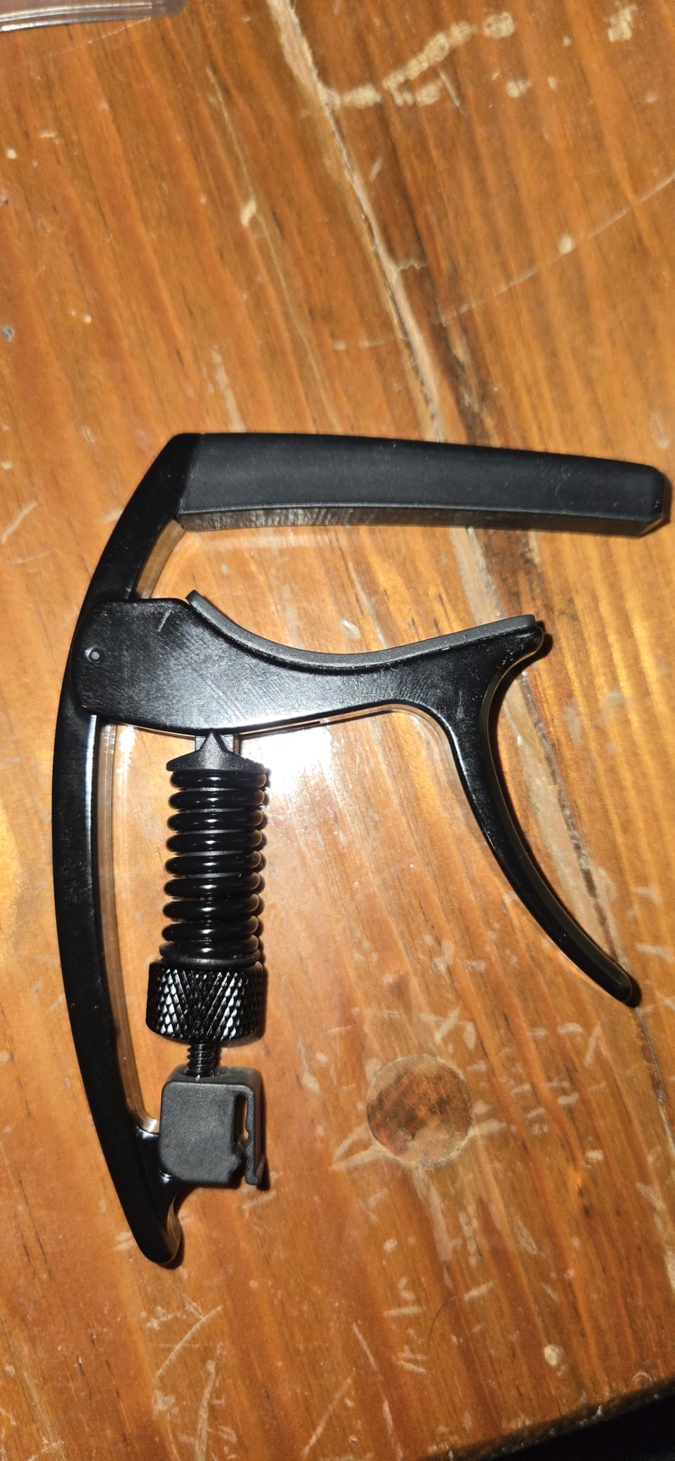 D'Addario NS Tri-Action Guitar Capo, Black customer photo 2