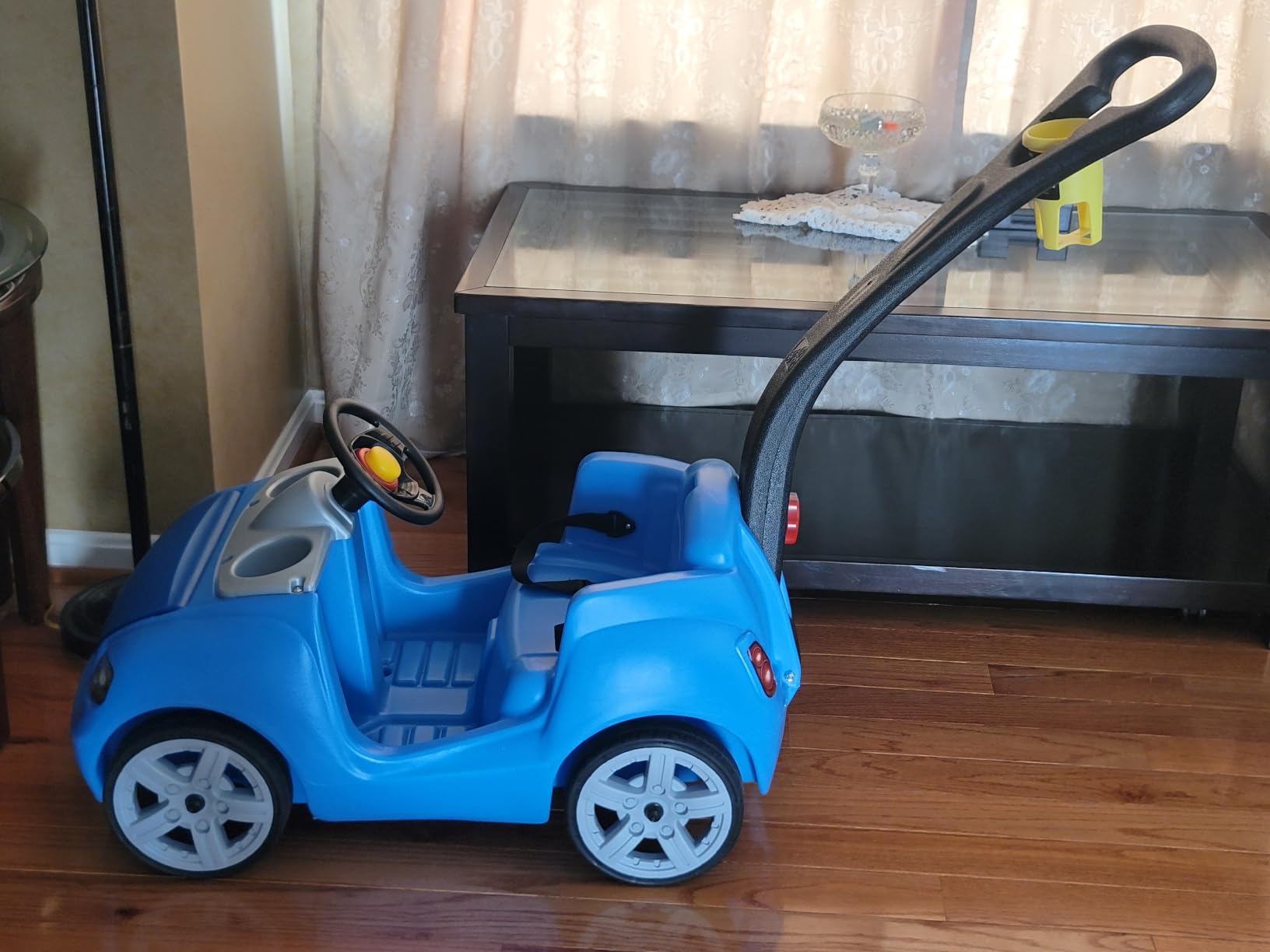 Step2 Whisper Ride II Kids Push Car, Ride-On Car with Seat Belt and Horn, Quick Fold Handle, Stroller Alternative, Toddlers and Preschoolers Ages 18+ Months, Blue customer photo 1