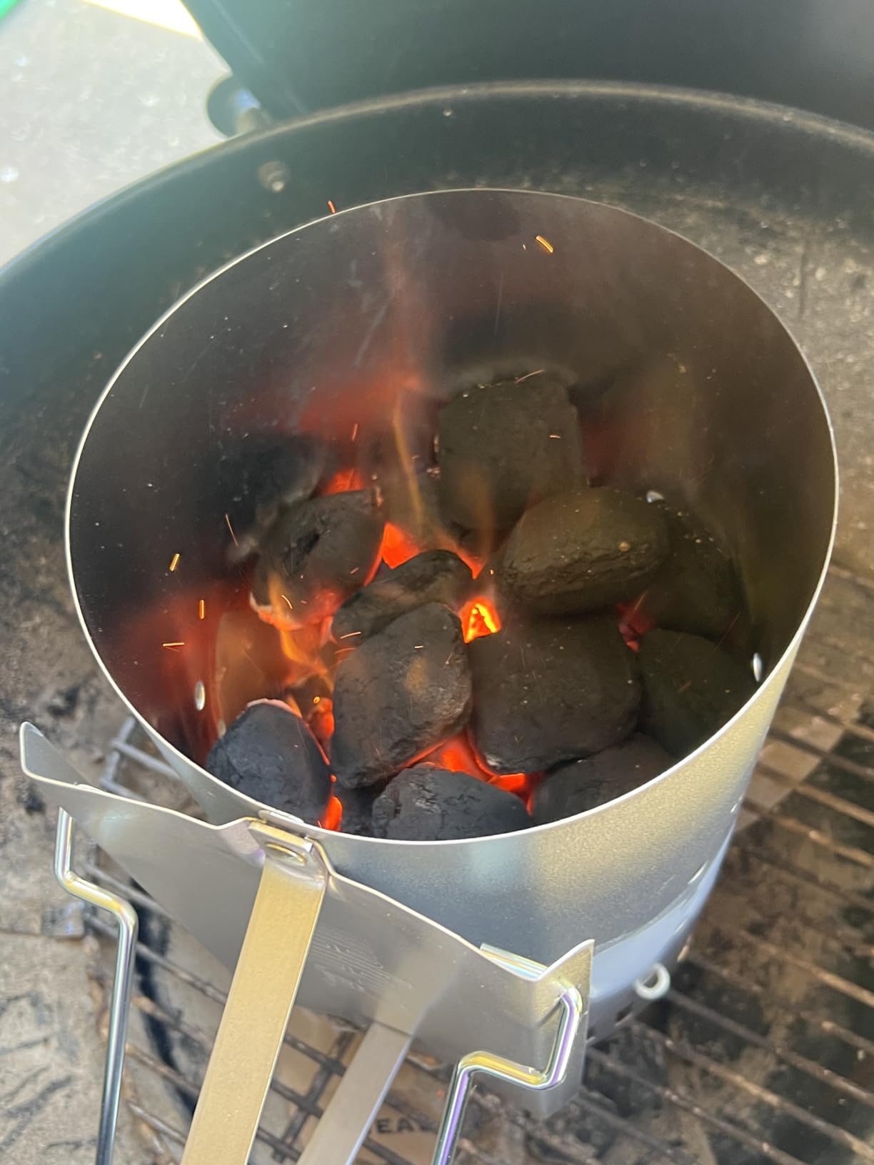 Weber Rapidfire Compact Chimney Starter, Silver | Weber Charcoal Grill Accessory, Light Coals Under 15 Min, Ideal for Smaller Grills (Smokey & Jumbo Joe) Camping, Tailgating customer photo 1
