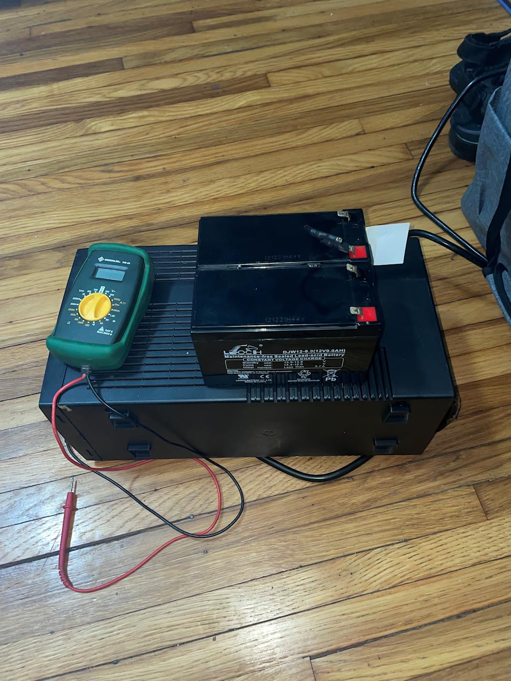 Eaton Tripp Lite Series SMART1500LCDT 1500VA UPS Battery Backup Computer Uninterruptible Power Supply Units & Surge Protector, 900W, 10 Outlets, AVR, LCD Screen, 3 Year Warranty & $250,000 Insurance customer photo 1