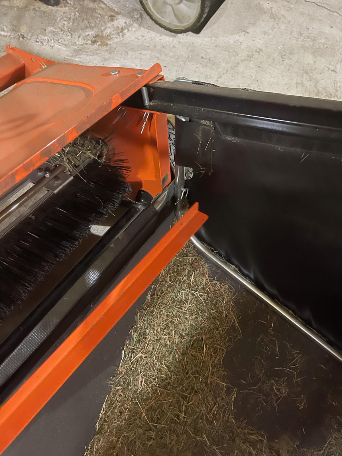 Agri-Fab 44 In Tow-Behind Lawn Sweeper with 28 Cu Ft Flow-Through Hopper Bag, Adjustable Brush Height, and Dump From Seat Handle customer photo 2