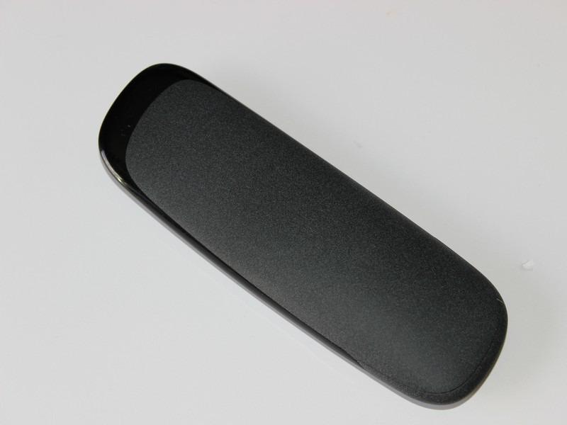 Logitech Harmony Smart Control with Smartphone App and Simple All In One Remote - Black customer photo 1