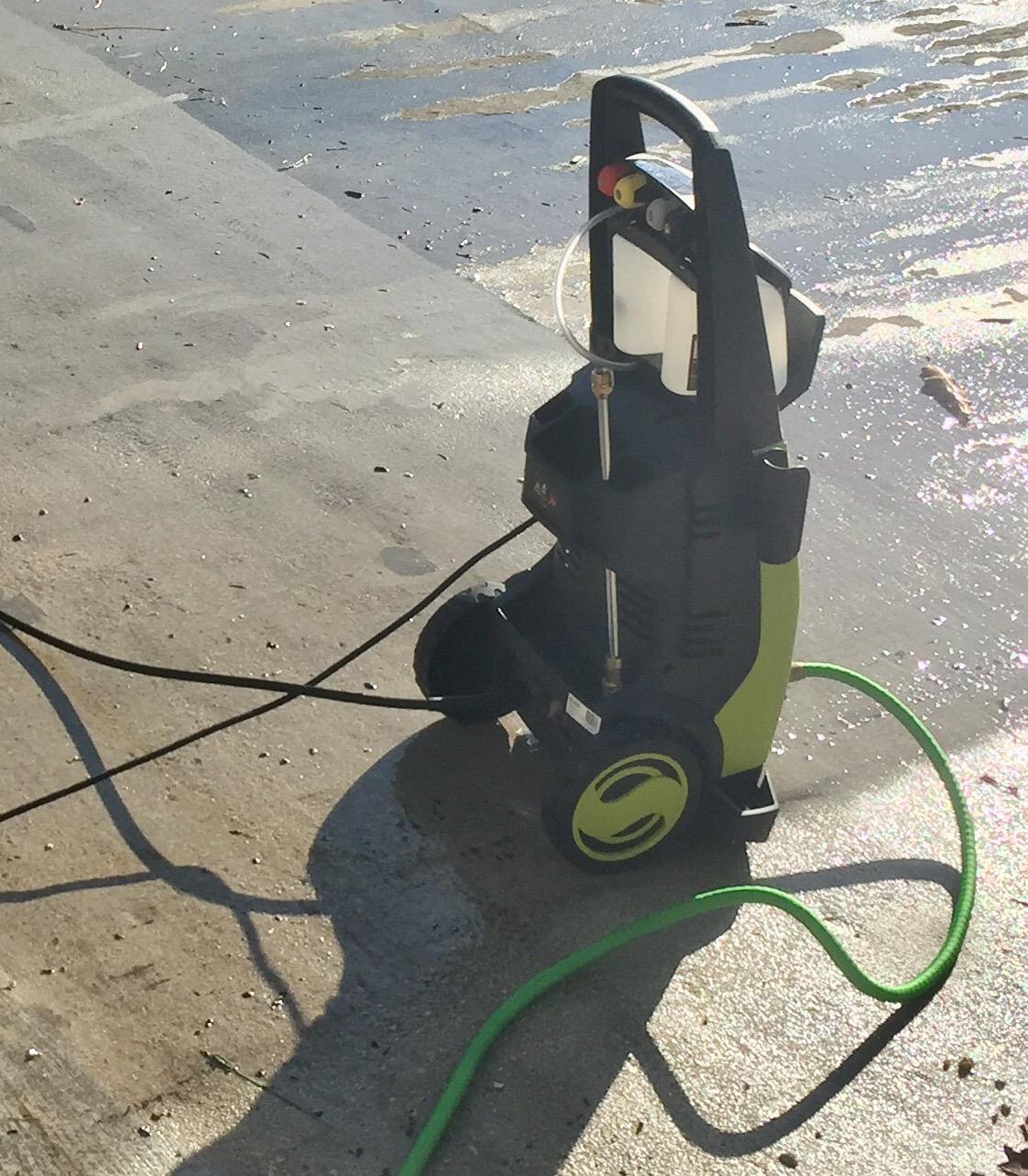 Sun Joe SPX3000 Electric Pressure Washer, 2500 Max PSI, Heavy-Duty Portable Cleaning & Washing Machine System for Patios & Sidewalks customer photo 2