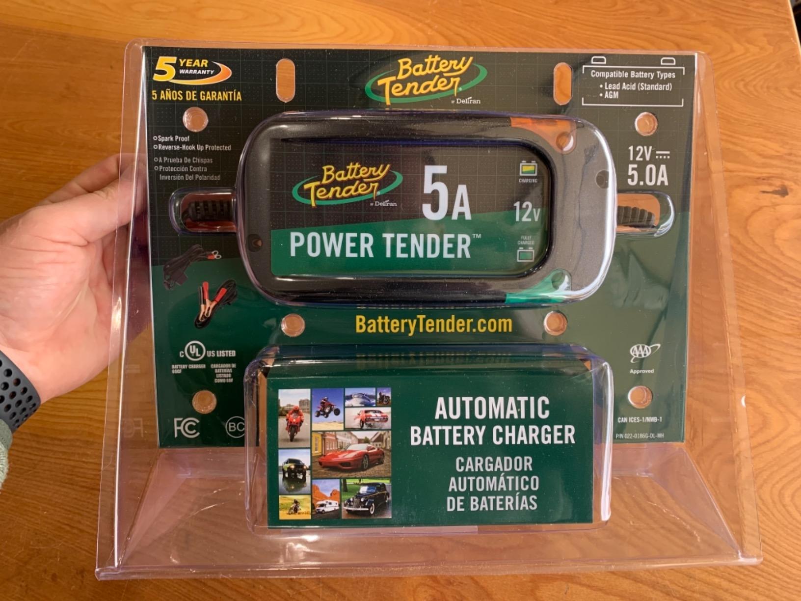 Battery Tender 5 AMP 12V Battery Charger and Maintainer - Automotive Smart Automatic Battery Charger for Cars SUVs and Trucks - Lead Acid, AGM, Gel, & Lithium - 022-0186G-DL-WH customer photo 1