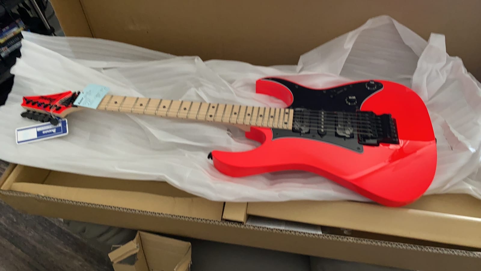 Ibanez Genesis Collection RG550 - Road Flare Red customer photo 1
