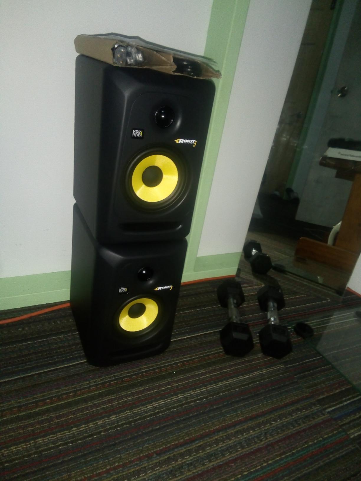 KRK RP5G3- 59107 NA Rokit 5 Generation 3 Powered Studio Monitor - Pair customer photo 1