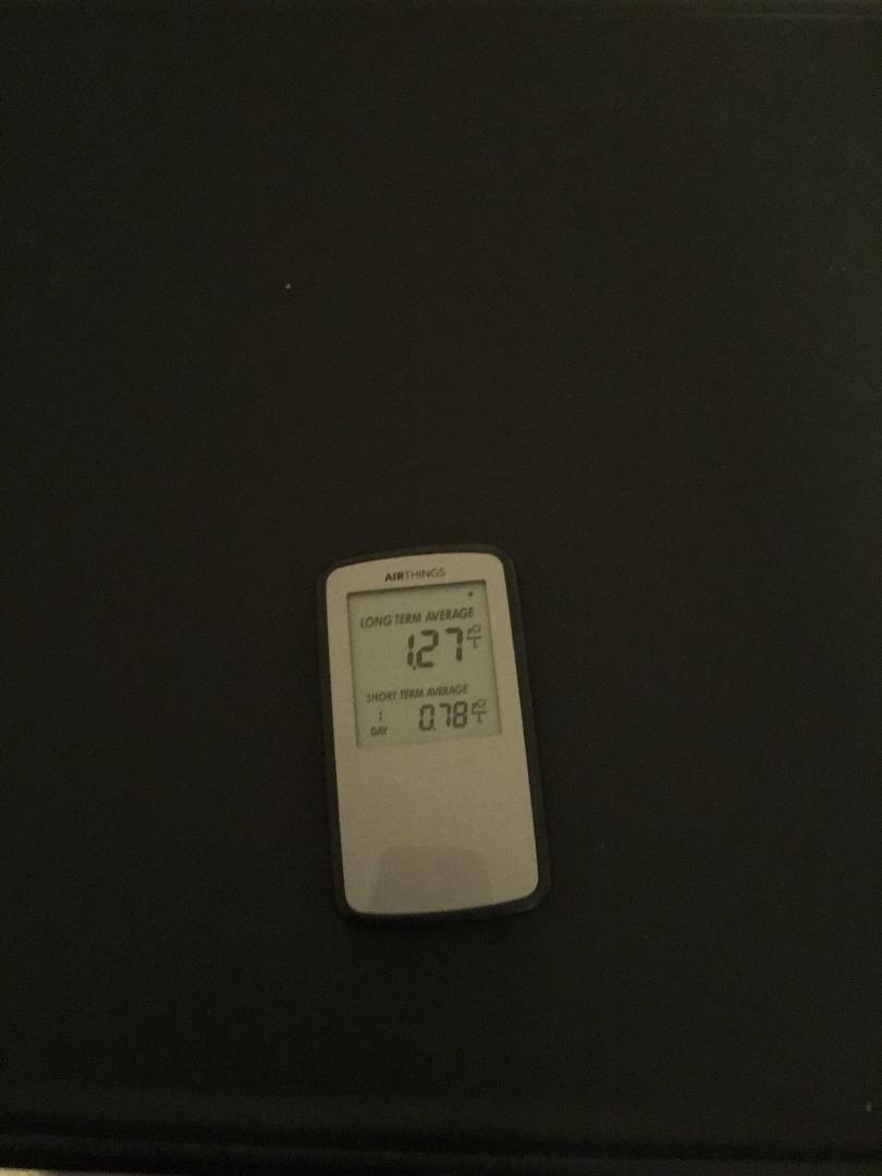 Airthings Corentium Home Radon Detector 223 Portable, Lightweight, Easy-to-Use, (3) AAA Battery Operated, USA Version, pCi/L customer photo 1