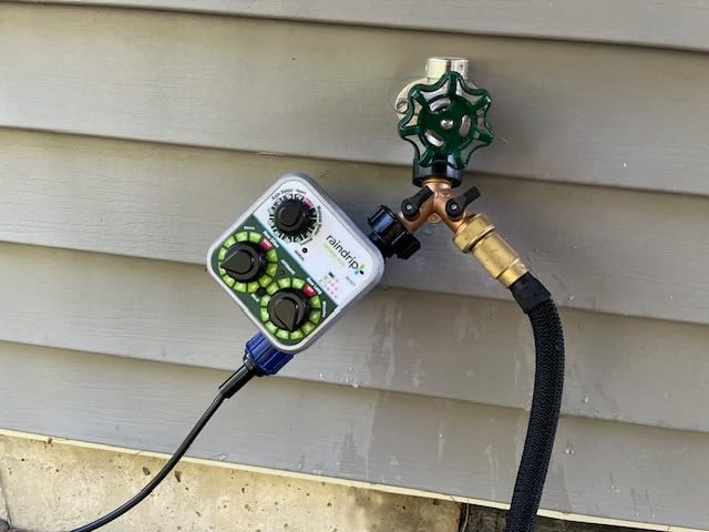 Raindrip R560DP Drip Watering System, Automatic Drip Irrigation System with Timer for Containers and Hanging Baskets, Waters up to 20 Plants, Includes 20 Drippers, Black customer photo 2