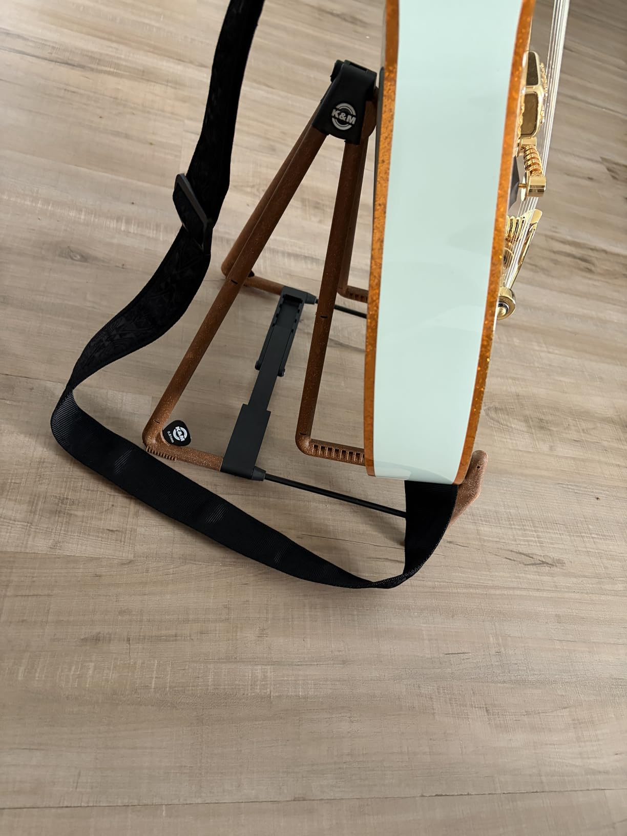 K&M König & Meyer 17580.014.95 Heli 2 Acoustic Guitar Stand | Folding A-Frame for Acoustic Guitars | Adjustable & Collapsible | Sturdy & Durable | Pro's Choice | German Made Cork Infused Rubber customer photo 2