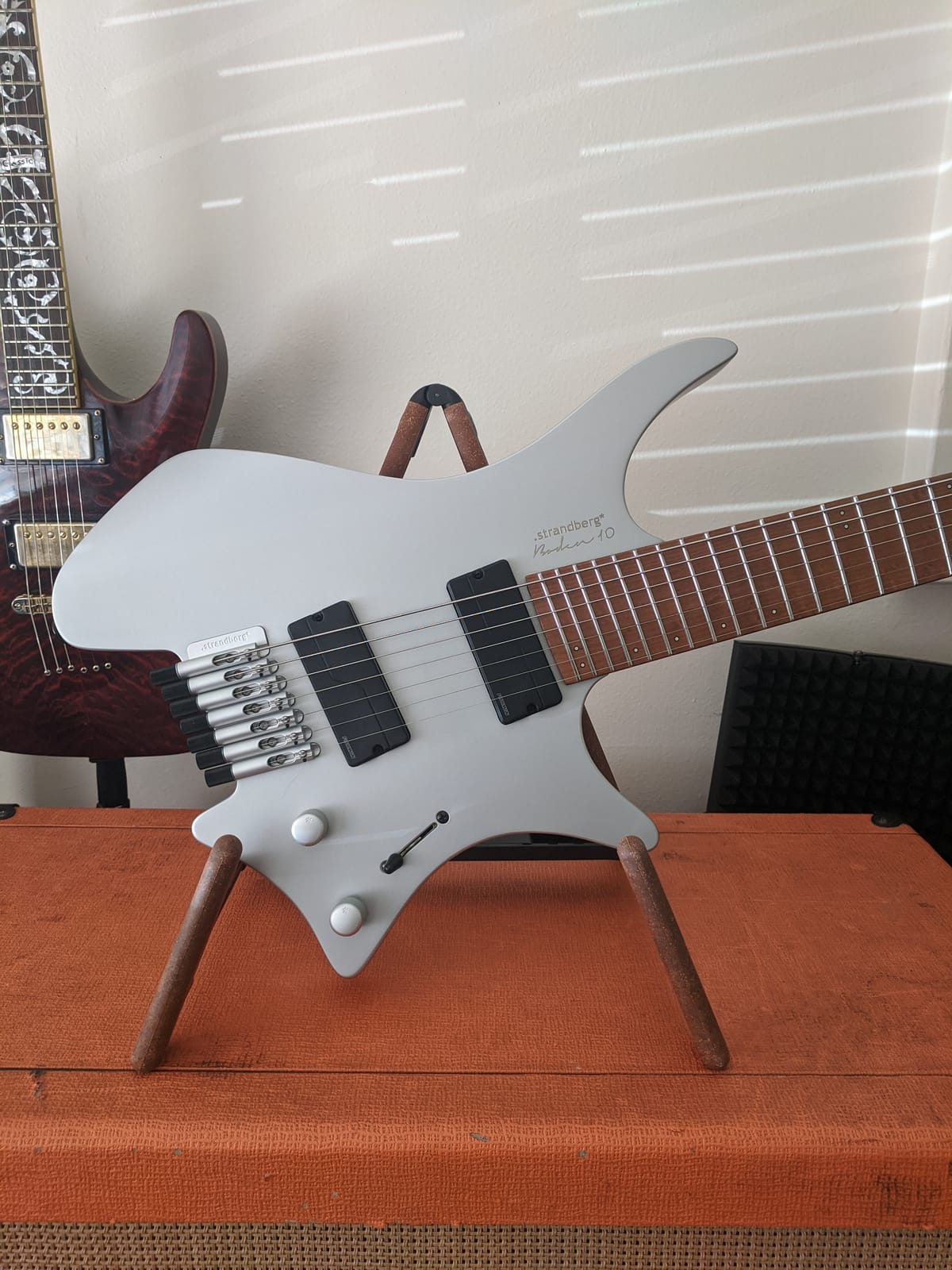 K&M König & Meyer 17581.014.95 Heli 2 Electric Guitar A-Frame Folding Stand | Adjustable and Collapsible | Sturdy & Durable | Pro's Choice German Made Cork Infused Steel customer photo 1