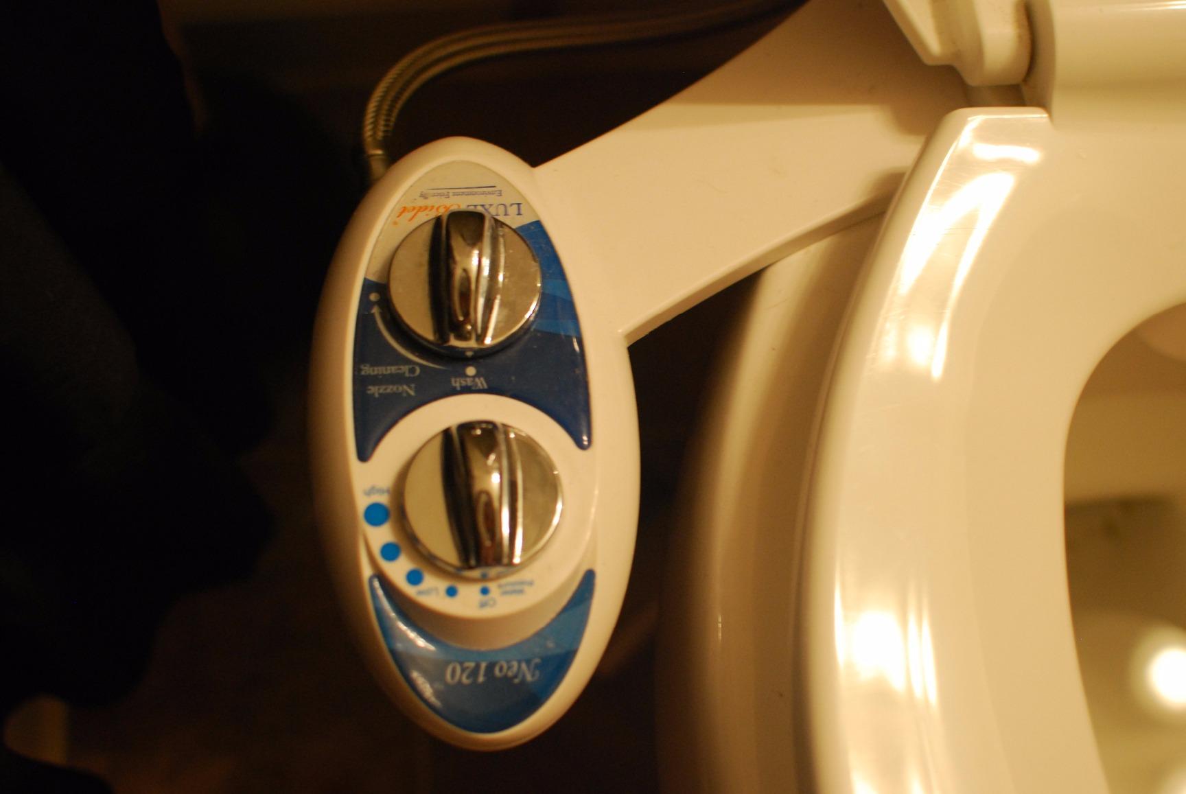 LUXE Bidet NEO 120 - Bidet Attachment for Toilet Seat, White | Non-Electric, Single Nozzle, Self-Cleaning, Adjustable Water Pressure, Rear Wash customer photo 1