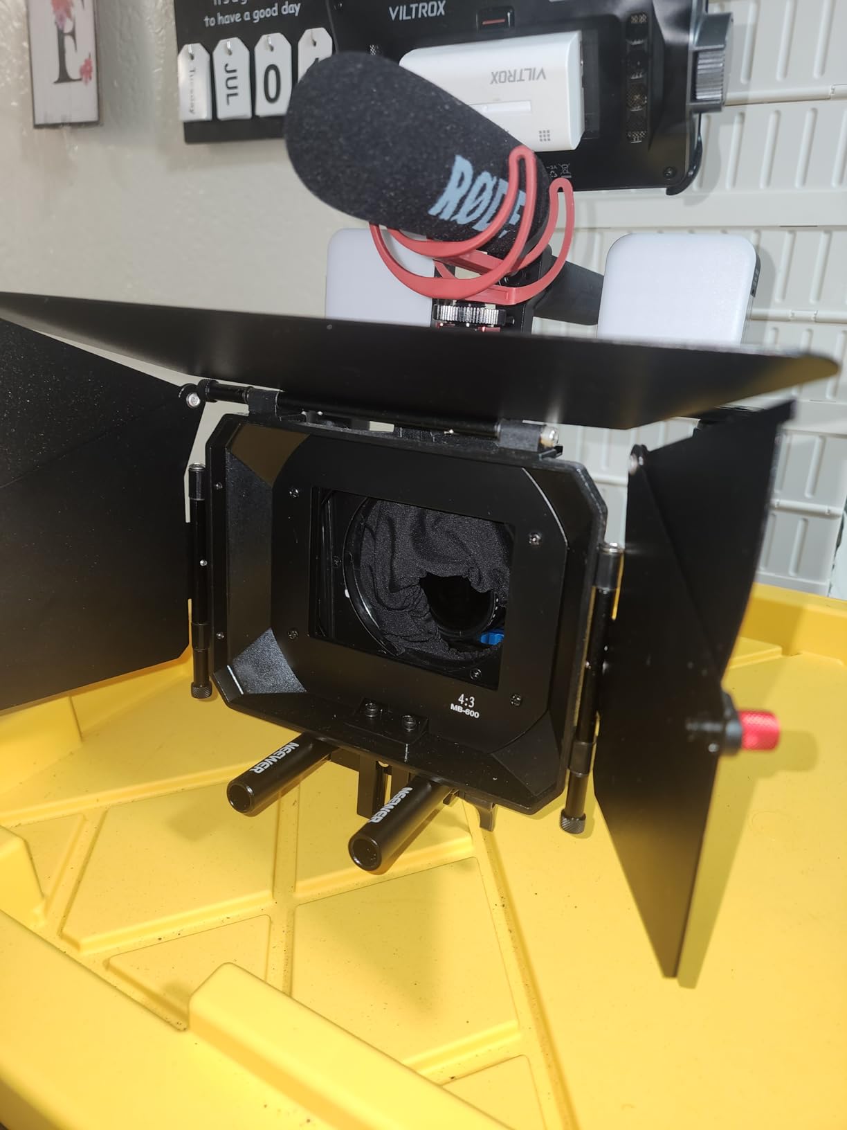 Proaim MB-600 Matte Box for Lenses Up to 95mm | Fits 15mm rails, includes top & side flags, 2 filter holders, format masks, and tool-less adjustment customer photo 1