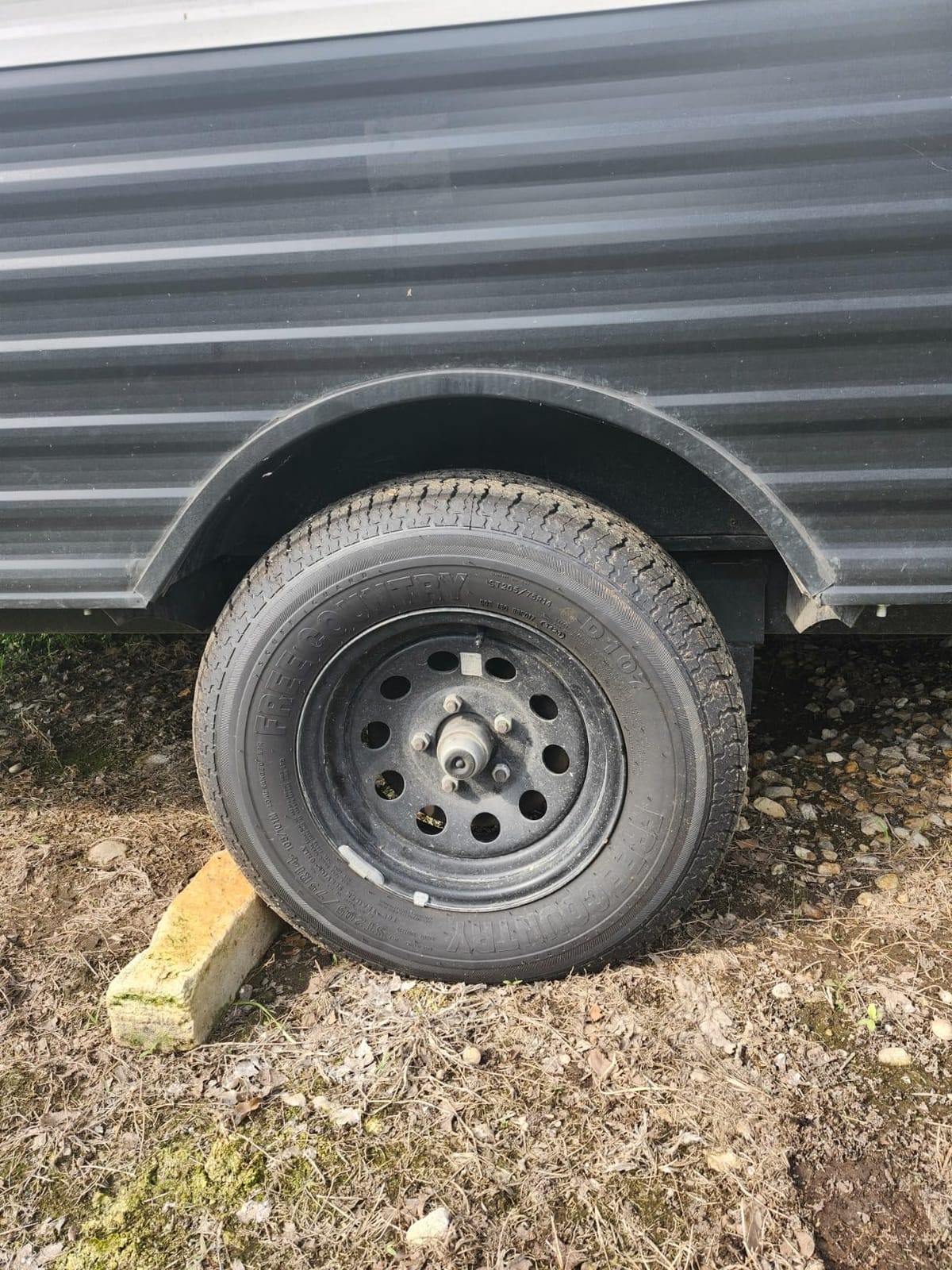 Free Country Set 2 Premium Trailer Tires ST205/75R14 8PR LR D w/Scuff Guard | Steel Belted Radial Load Range D customer photo 1