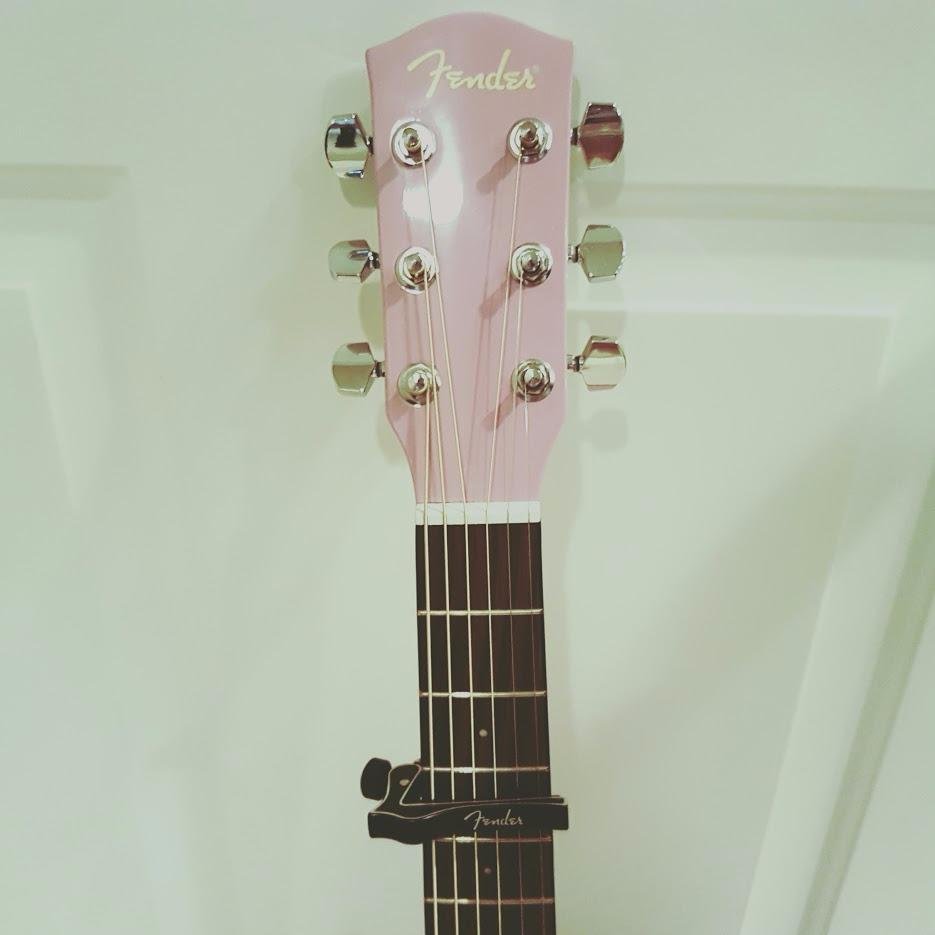 Fender Dragon Capo, Guitar Accessories, Black - Cast Aluminum Build and Micro-Dial Tension Control customer photo 1