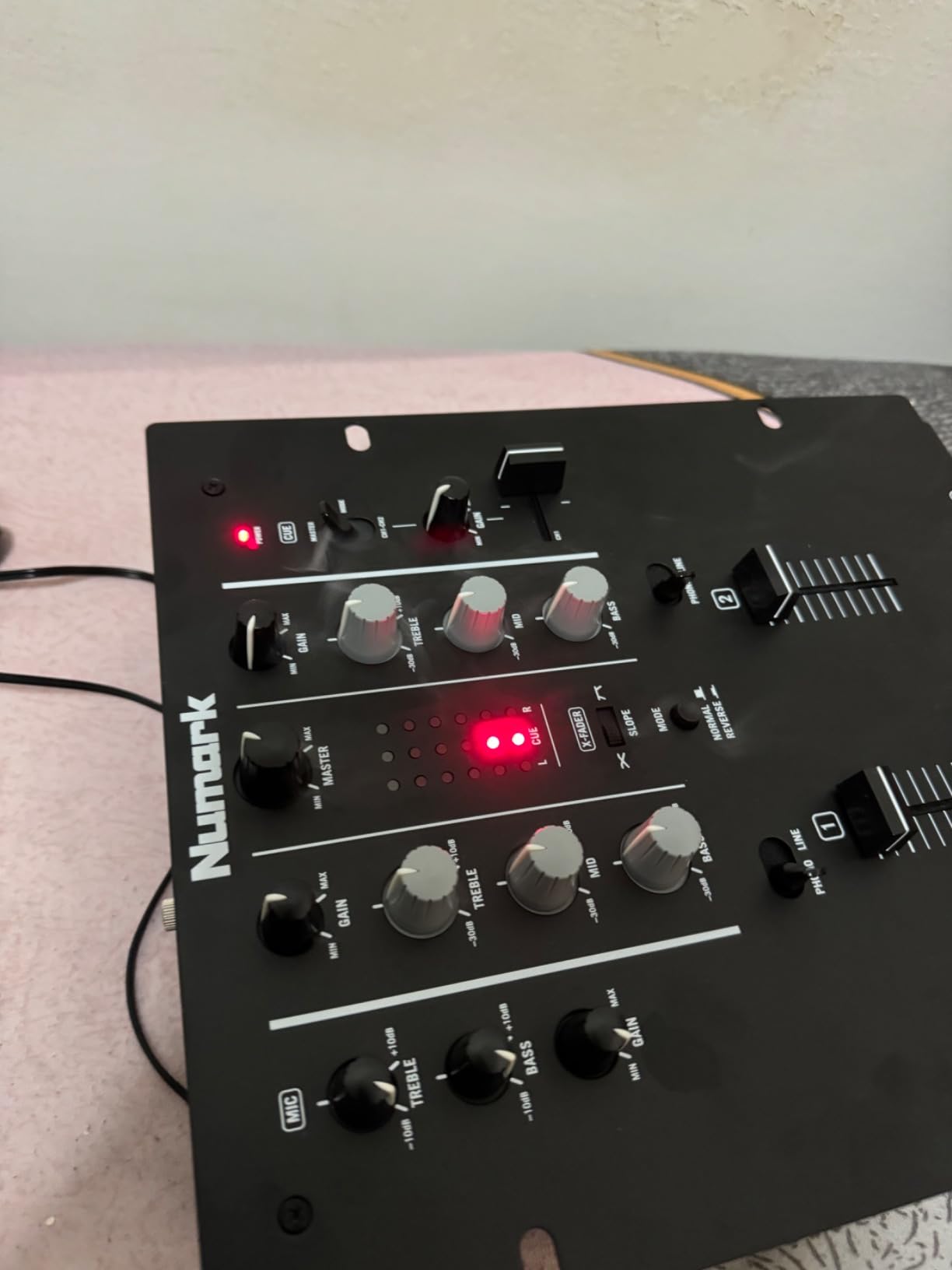 Numark M2 2-Channel Scratch DJ Mixer customer photo 1