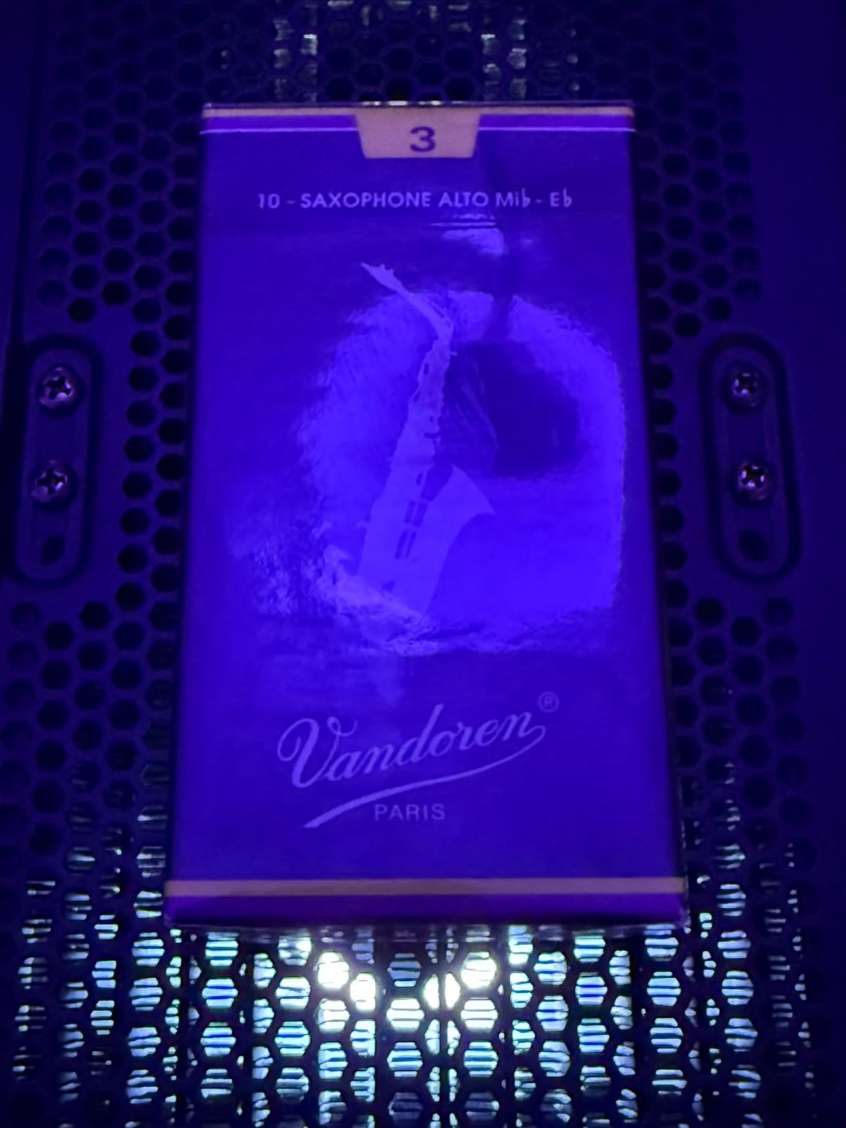 Vandoren SR213 Alto Sax Traditional Reeds Strength 3; Box of 10 customer photo 2