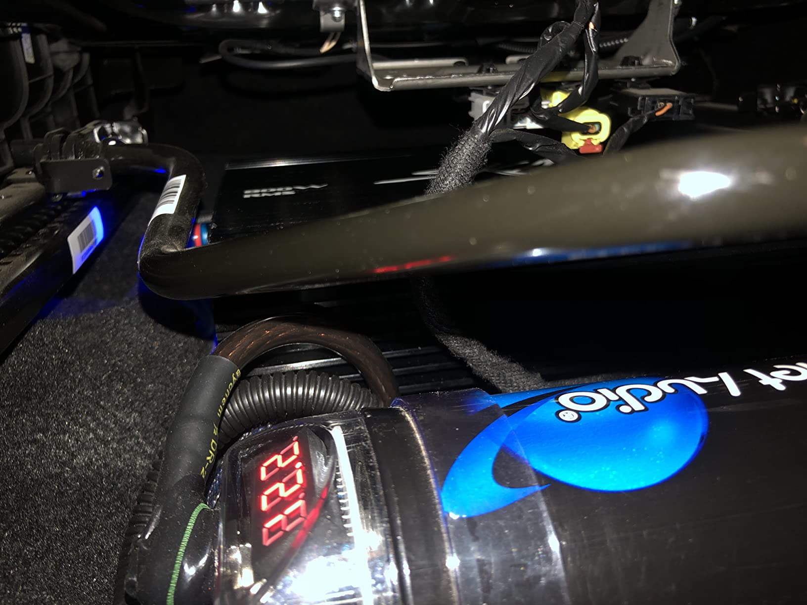 Skar Audio RP-800.1D Monoblock Class D MOSFET Amplifier with Remote Subwoofer Level Control, 800W customer photo 2
