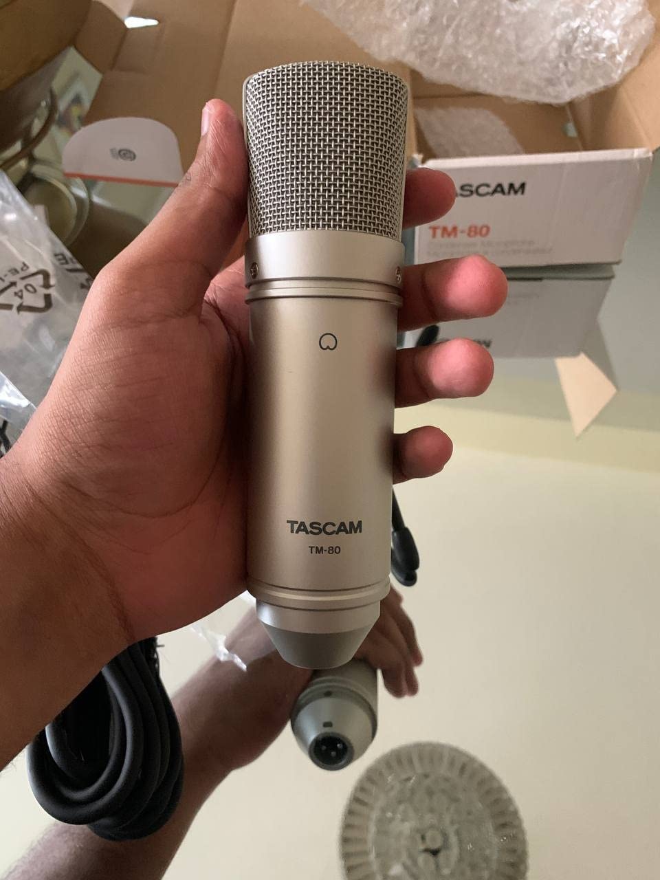 Tascam TM-80 Large Diaphragm Condenser Microphone, Silver customer photo 1