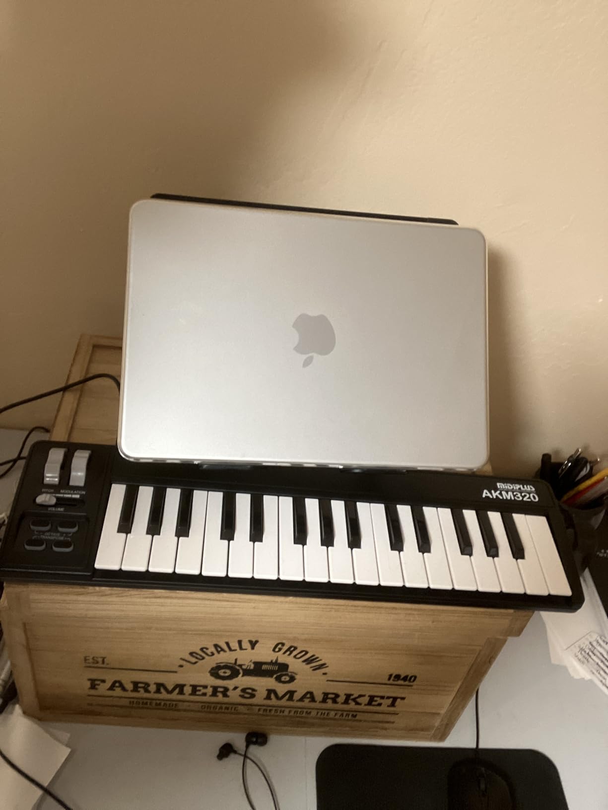 midiplus AKM320 Midi Keyboard Controller customer photo 2