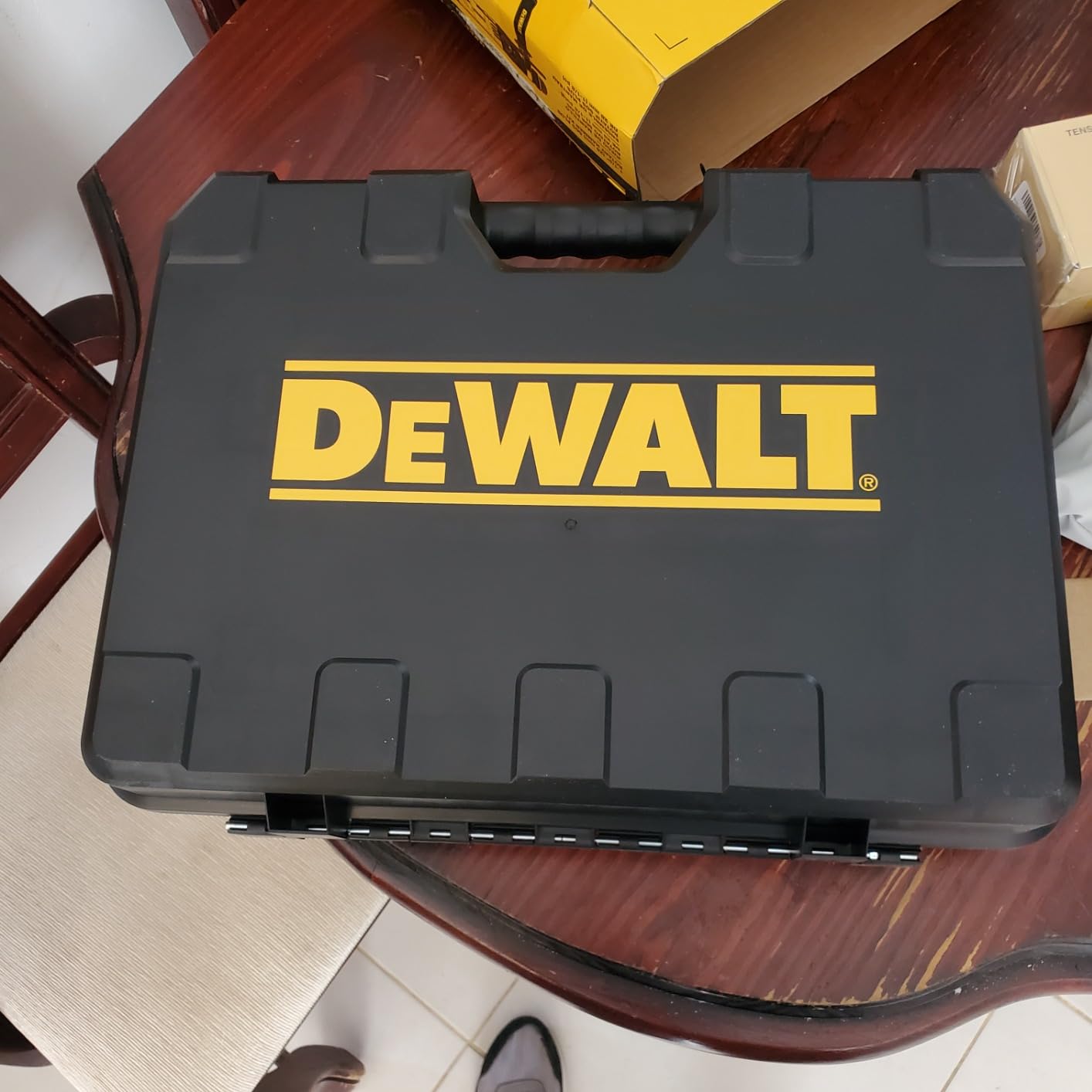 DEWALT SDS Rotary Hammer Drill, Vibration Control Shocks, 115 Volts, Corded (D25263K) customer photo 1