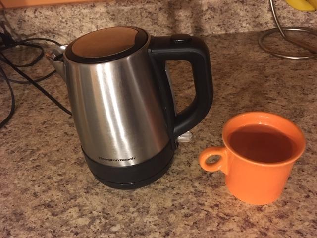 Hamilton Beach 1 Liter Electric Tea Kettle, Water Boiler & Heater | Fast Boiling 1500 Watts | BPA Free | Cordless Serving | Auto-Shutoff & Boil-Dry Protection | Mesh Filter | Stainless Steel customer photo 1