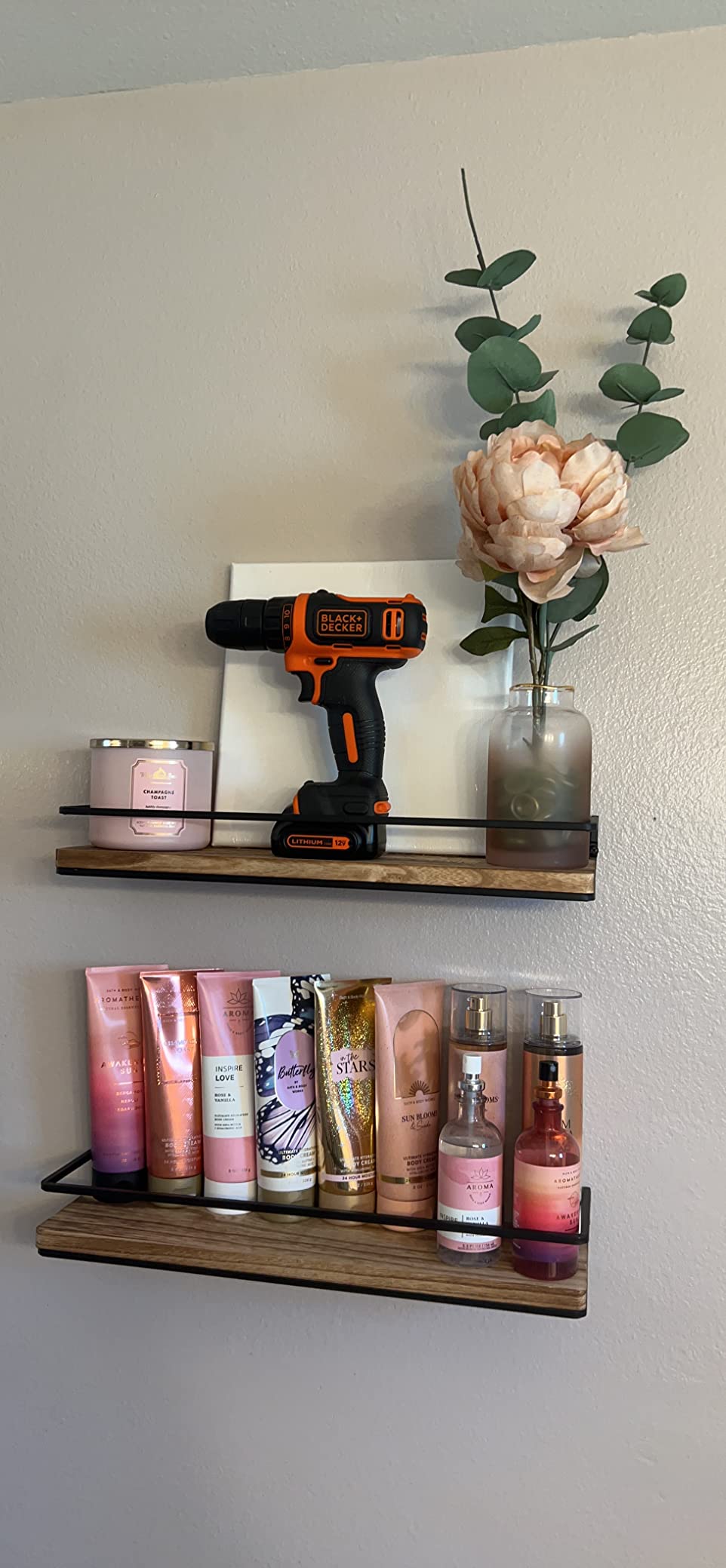 BLACK+DECKER 12V MAX Cordless Drill/Driver, Battery and Charger Included (BDCDD12C) customer photo 1