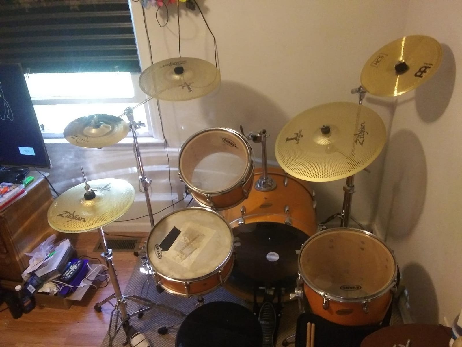 Zildjian LV348 Low Volume Cymbal Set - Quiet Practice, Apartment Friendly, Complete Matched Lineup customer photo 1