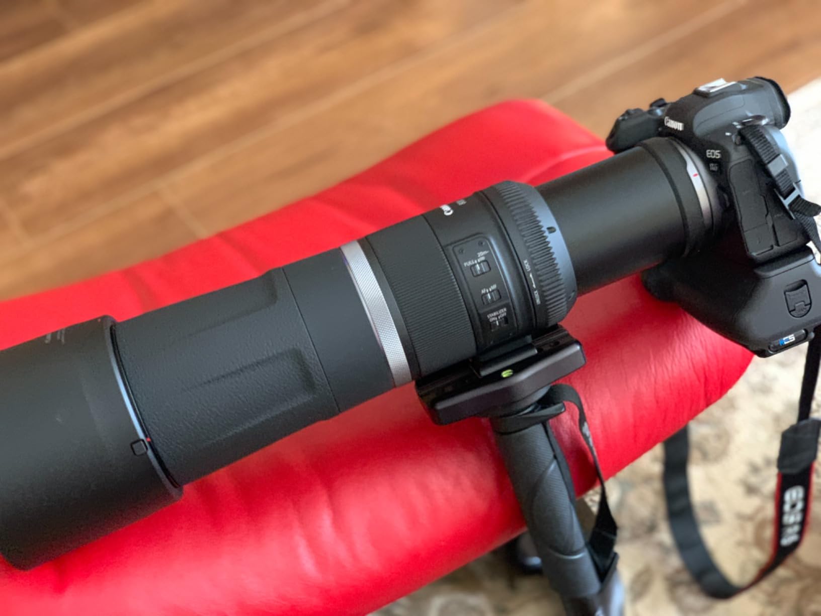 Manfrotto 290 Carbon Fiber 4-Section Monopod (MM290C4US) customer photo 1