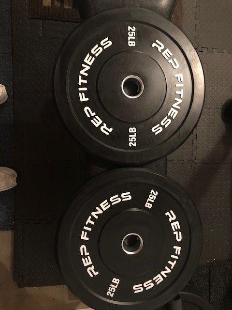 REP Fitness Rubber Bumper Plates, 5Lb to 370 lb Set Pairs, Olympic Standard Weights, Shock Absorbing Low Bounce Design customer photo 1