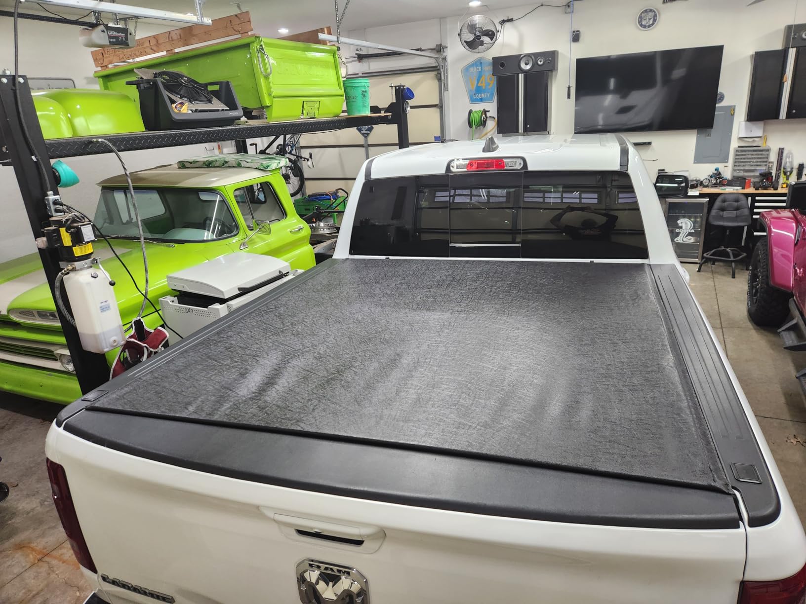 Gator Soft Roll-Up Truck Bed Tonneau Cover w/ Gear Straps | 134693 | Fits 2019 - 2025 Dodge Ram 1500, 2010-20 2500/3500 6' 4