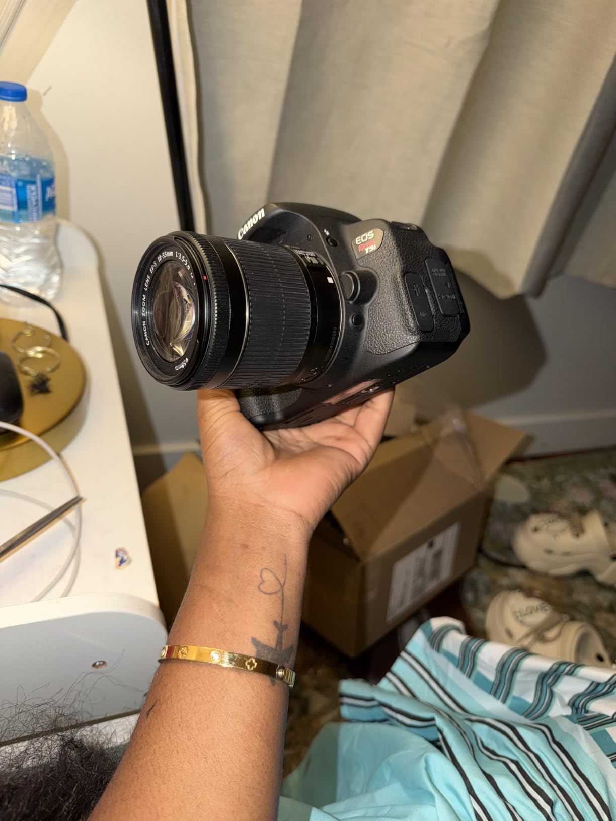 Canon EOS Rebel T5i 18.0 MP CMOS Digital SLR with 18-55mm EF-S IS STM Lens (Renewed) customer photo 2
