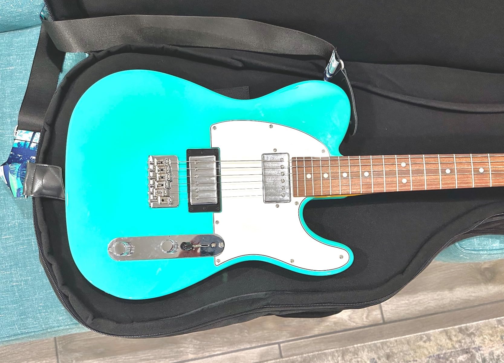Protec CF234DBL Double Electric Guitar Gig Bag, Gold Series (Fits Strat, Tele, & Les Paul Shaped Guitars) customer photo 1