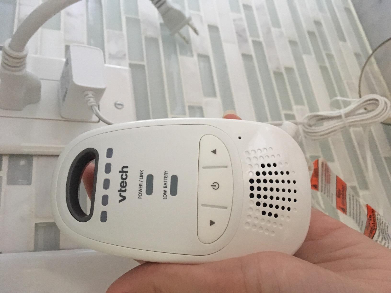 VTech Upgraded Baby Monitor with Rechargeable Battery, Long Range, Crystal-Clear Sound, and Alerts customer photo 1